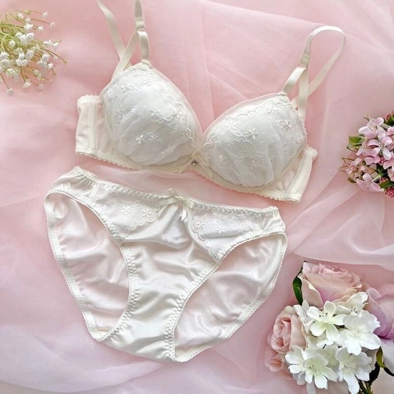 ảnh đồ lót phụ nữ