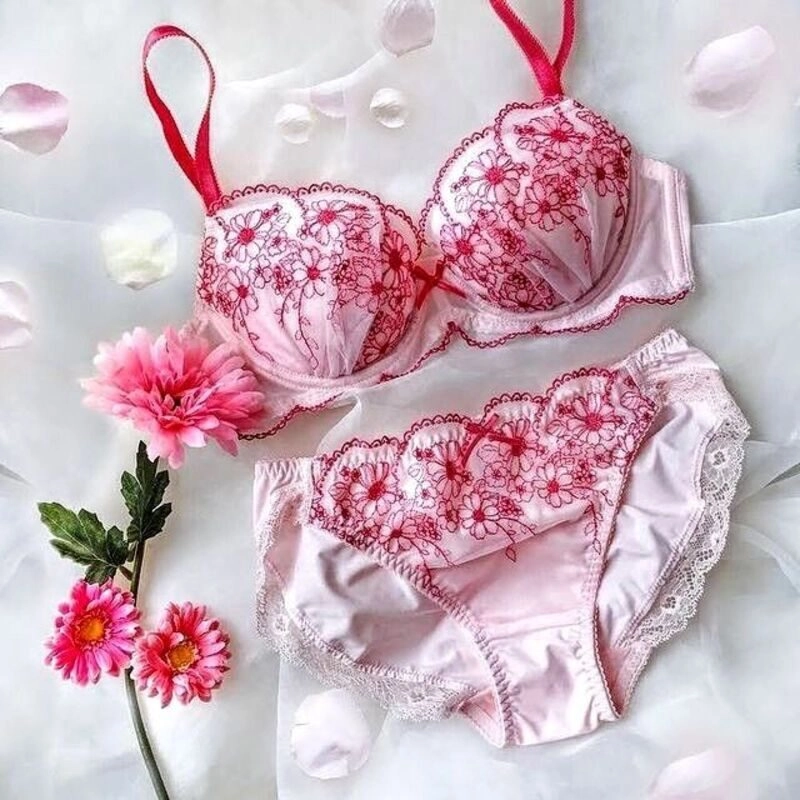 ảnh đồ lót phụ nữ