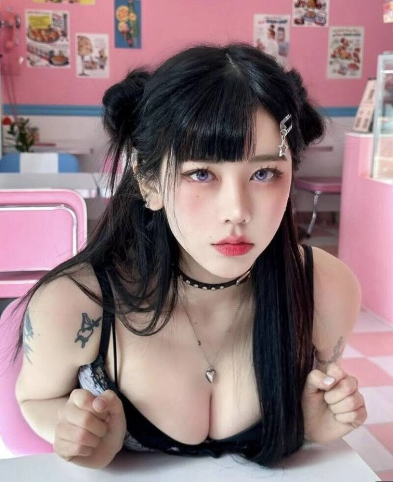 ảnh gái vú to