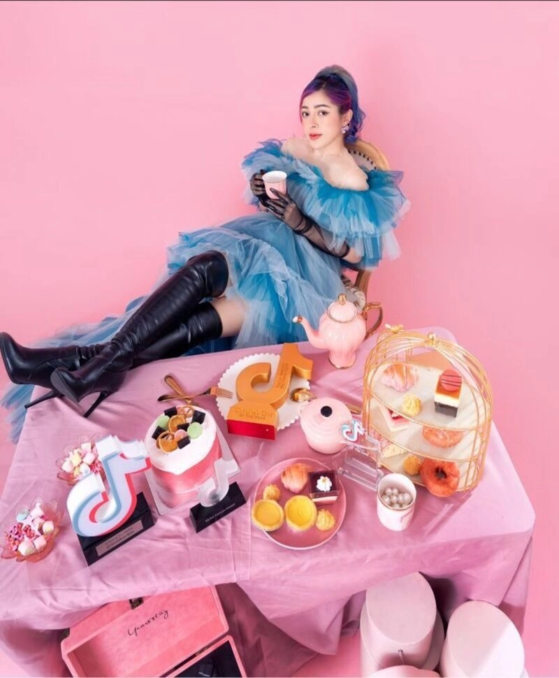 ảnh linh barbie blend