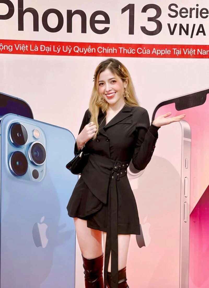 ảnh chị linh barbie