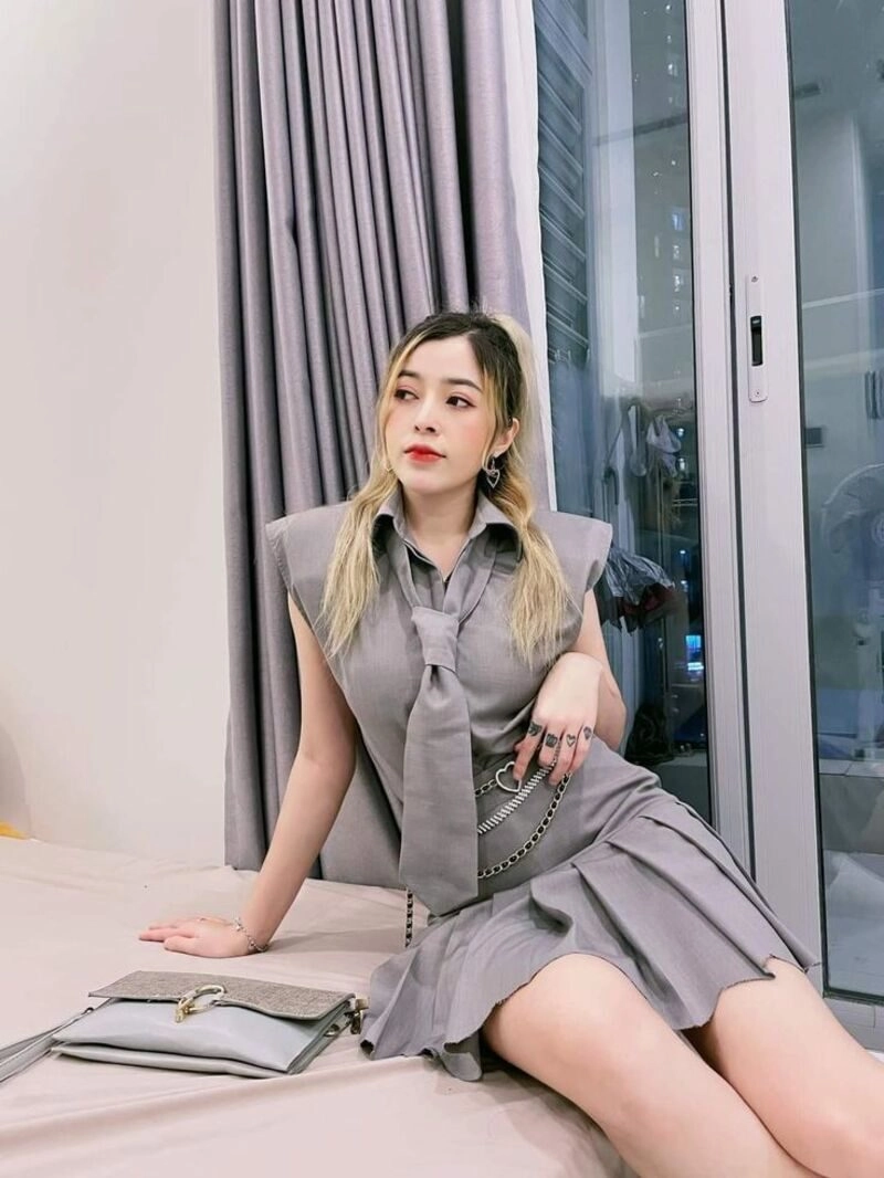 ảnh chị linh barbie