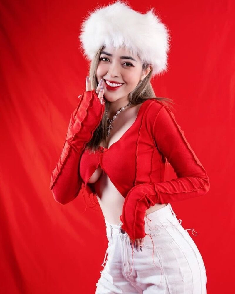 hình ảnh linh barbie