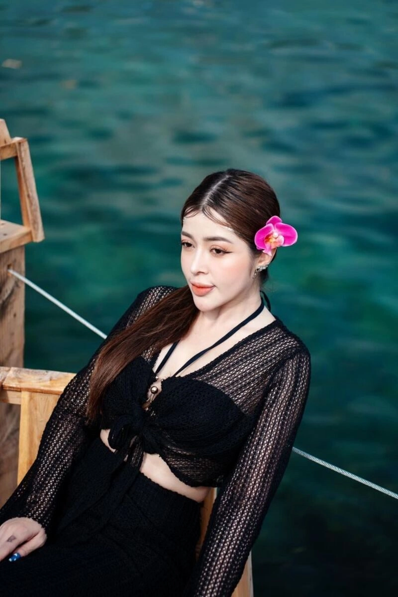 ảnh linh barbie blend