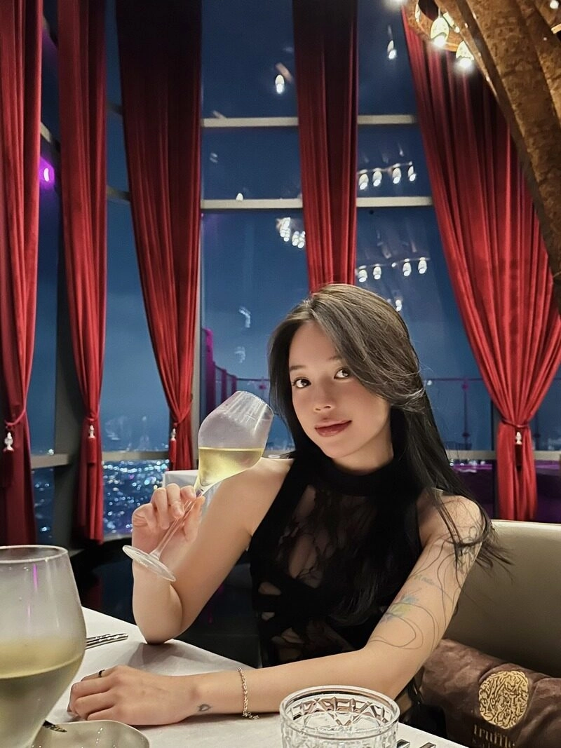 ảnh Linh Ngọc Đàm