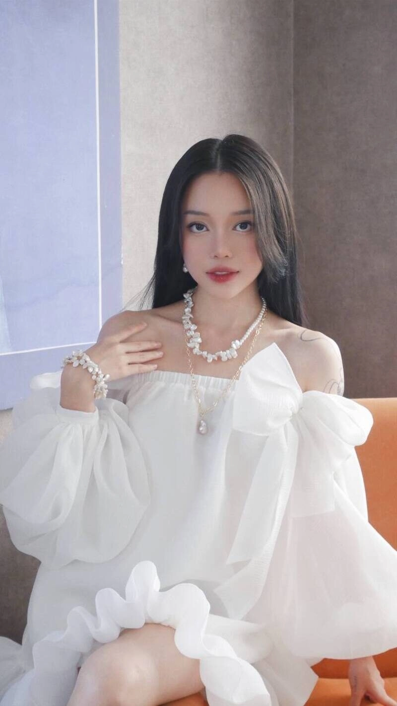 ảnh Linh Ngọc Đàm