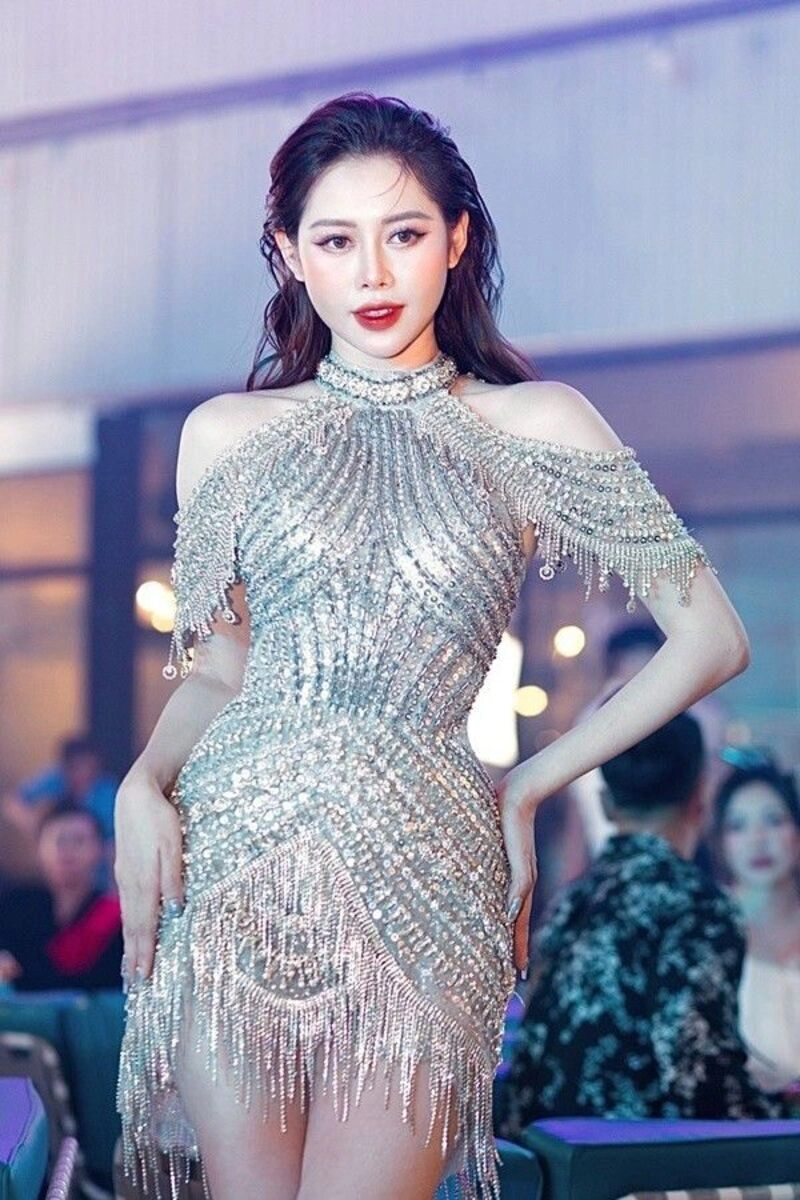 ảnh Việt Phương Thoa