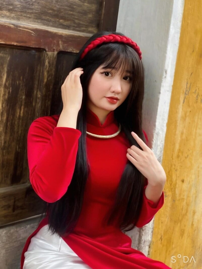 ảnh Vũ Thị Khánh Huyền