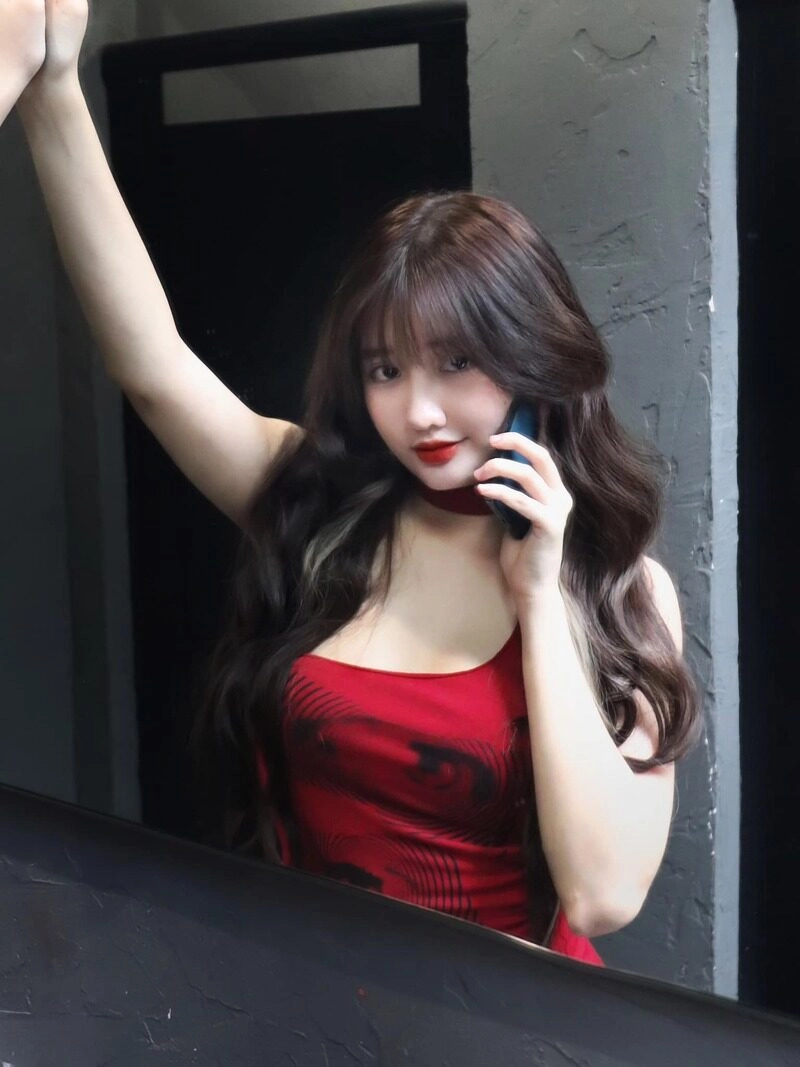 ảnh Vũ Thị Khánh Huyền