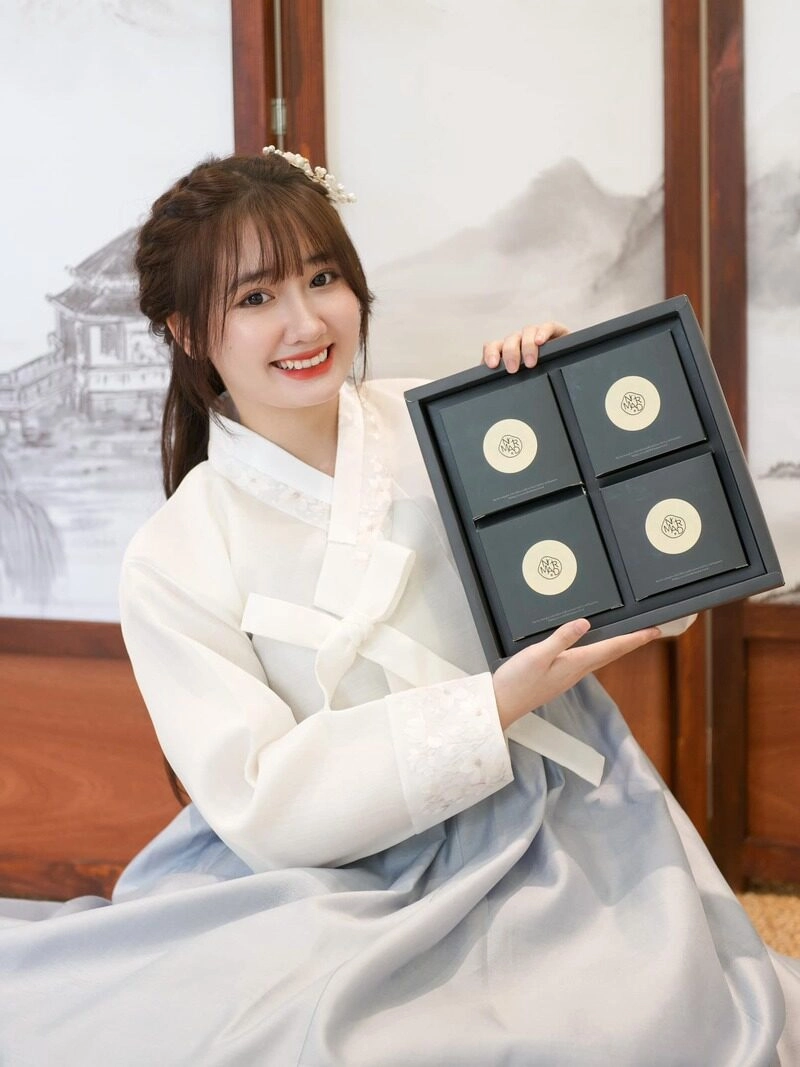 ảnh Vũ Thị Khánh Huyền