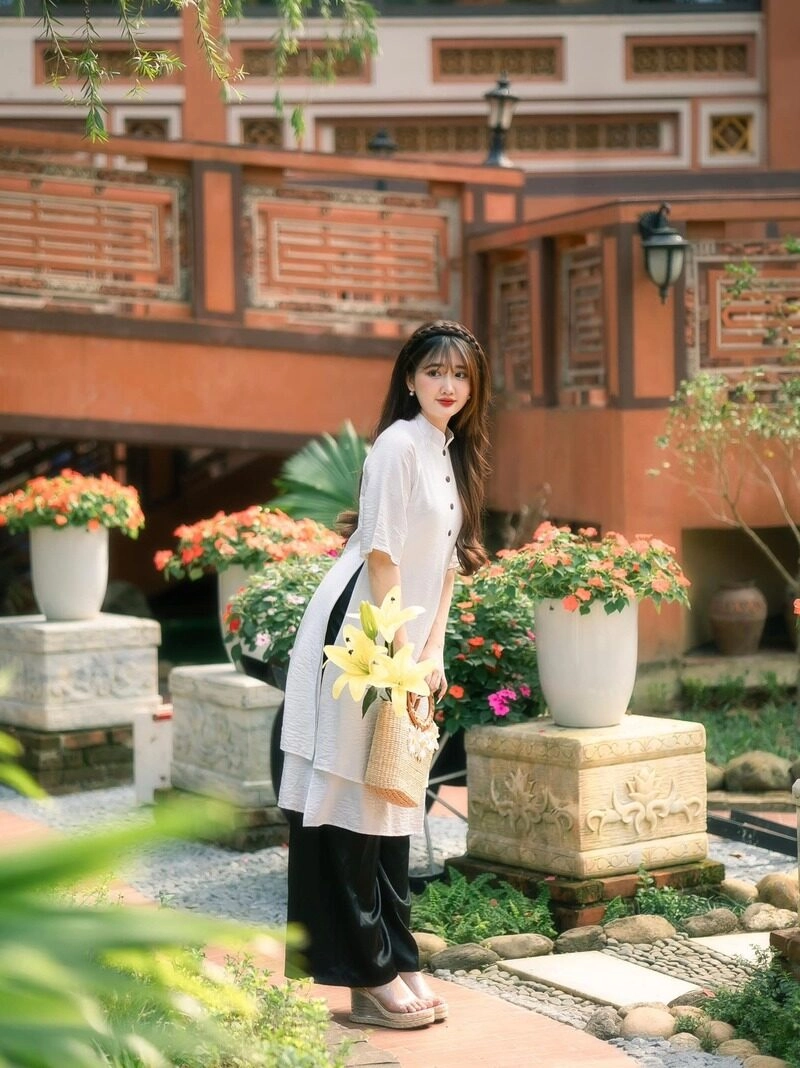 ảnh Vũ Thị Khánh Huyền