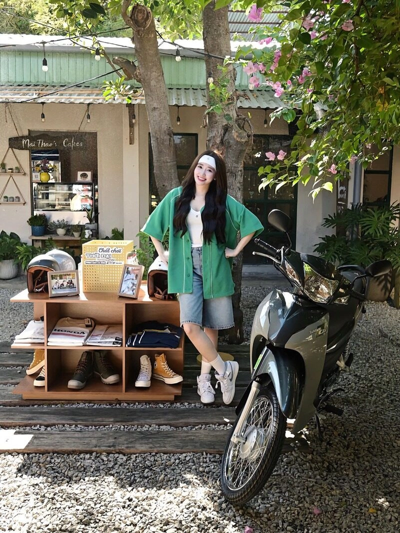 ảnh Vũ Thị Khánh Huyền