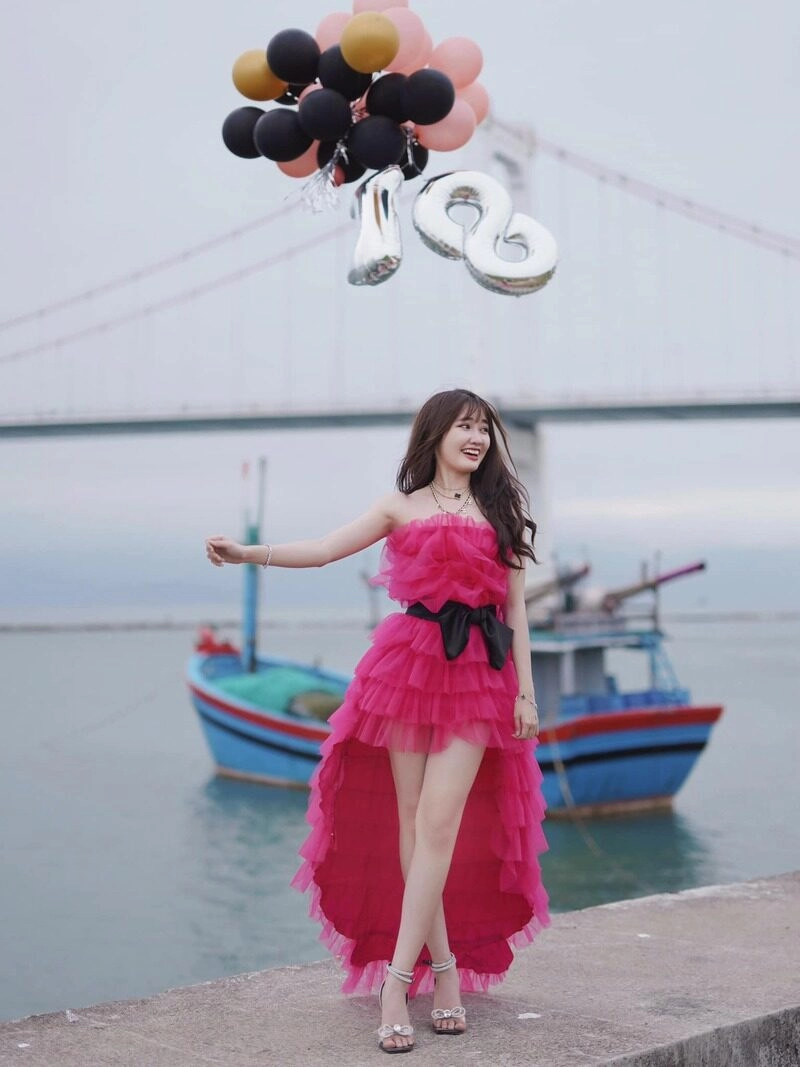 ảnh Vũ Thị Khánh Huyền