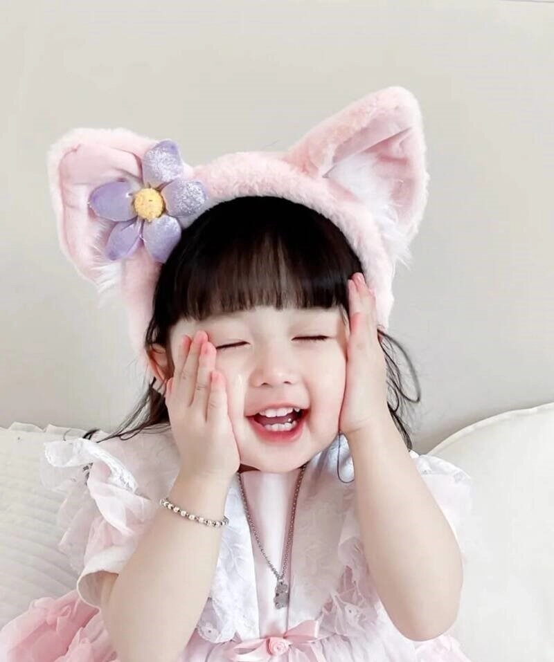 avatar ảnh em bé cute đáng yêu