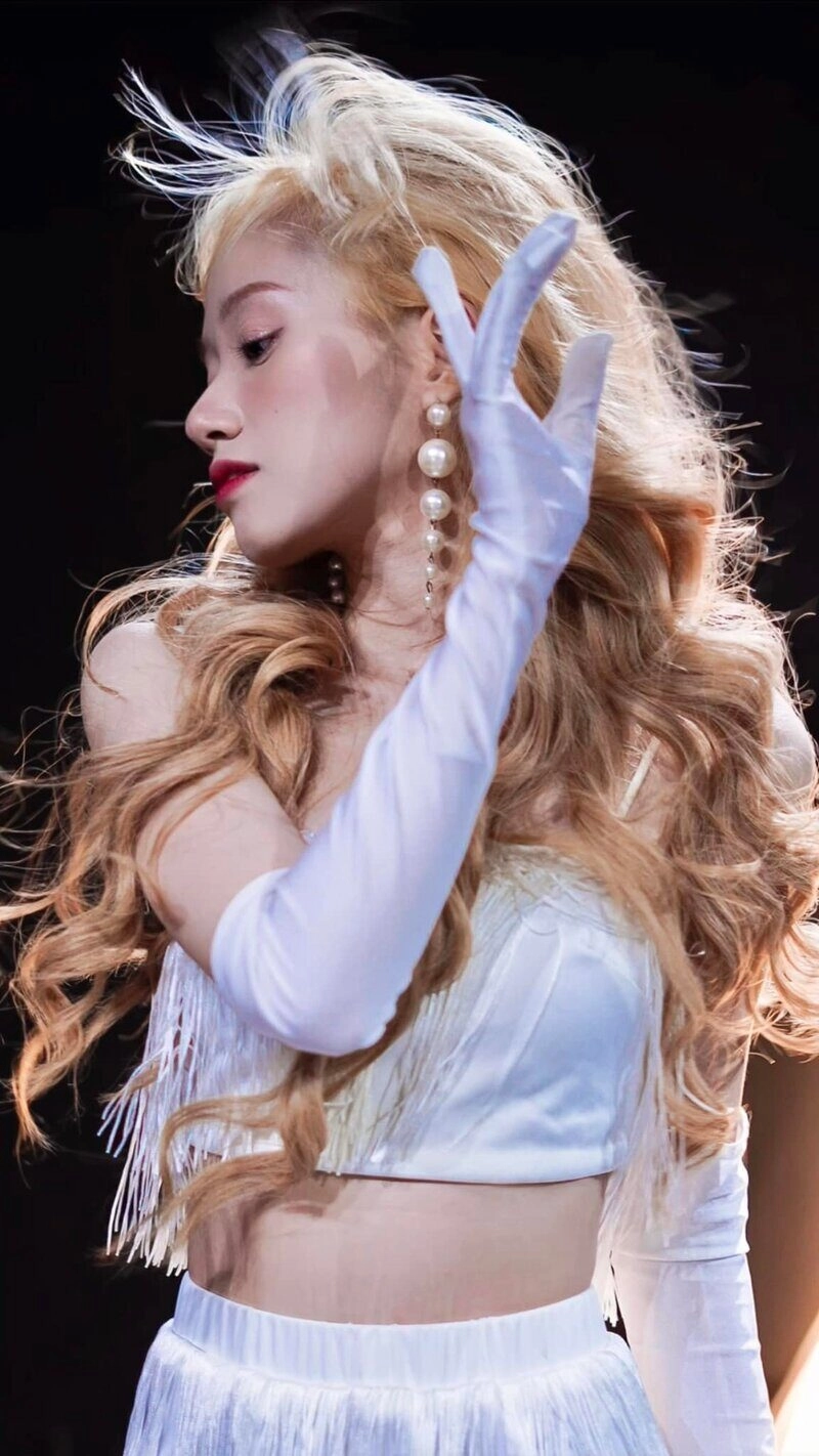 đào lê phương hoa bikini