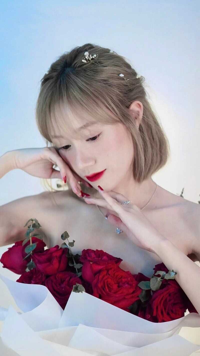 đào lê phương hoa bikini