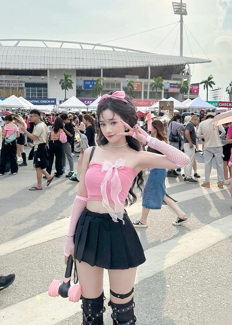 đào lê phương hoa bikini