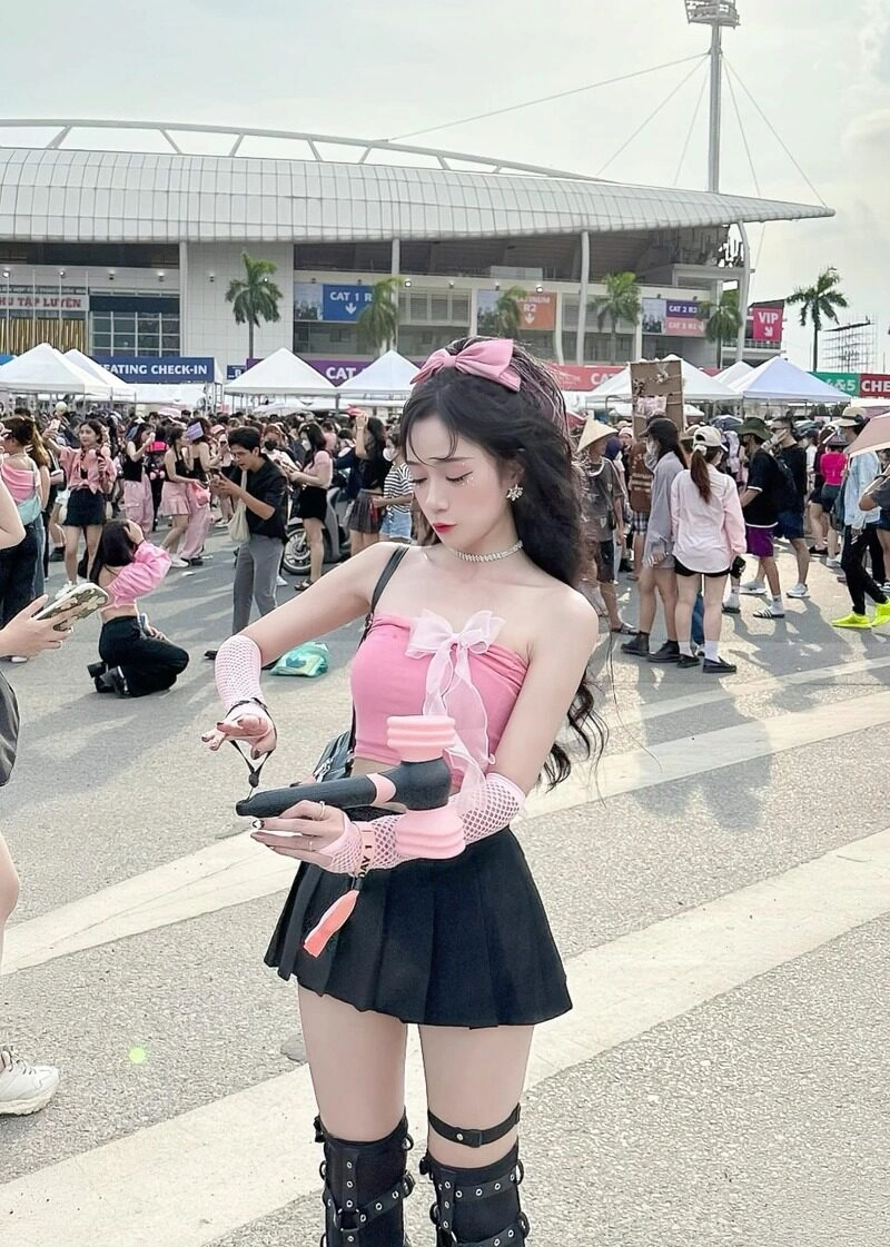 đào lê phương hoa bikini