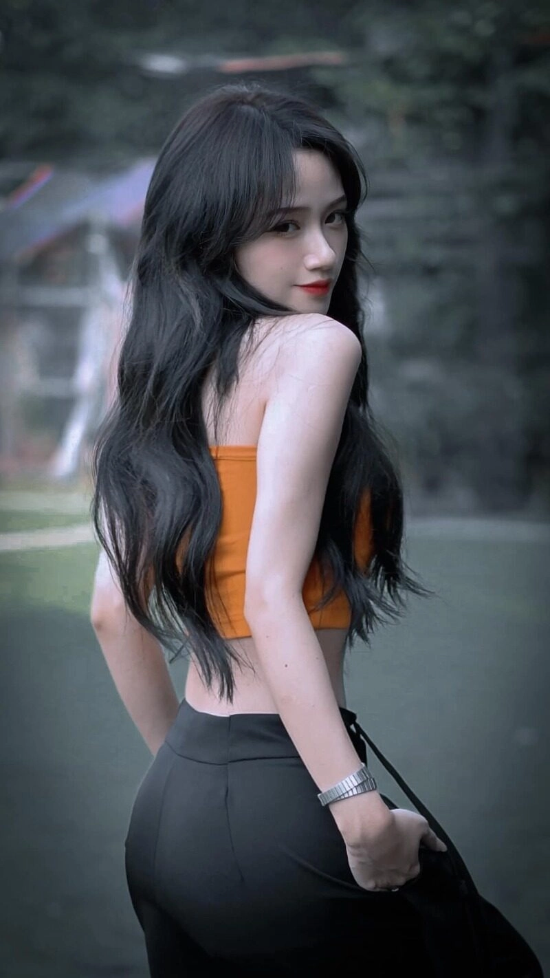 đào lê phương hoa bikini