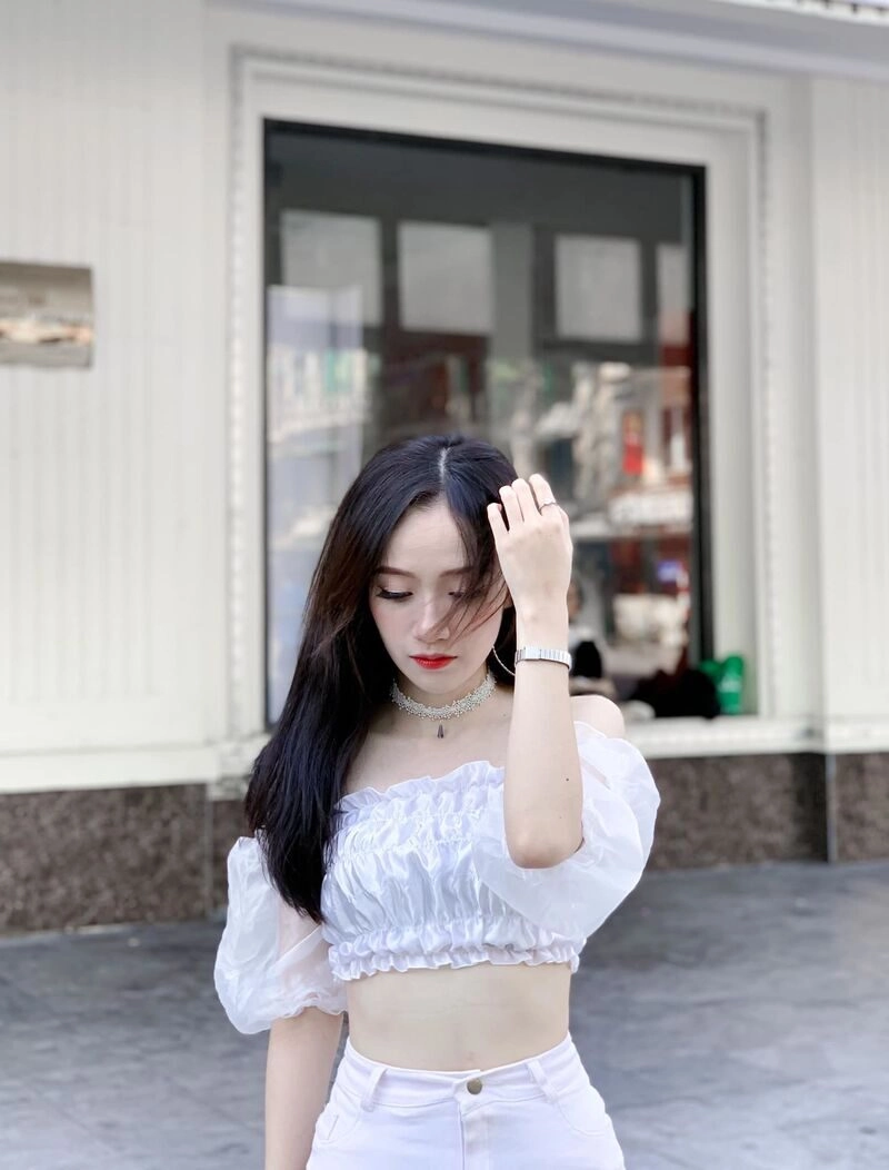 đào lê phương hoa bikini