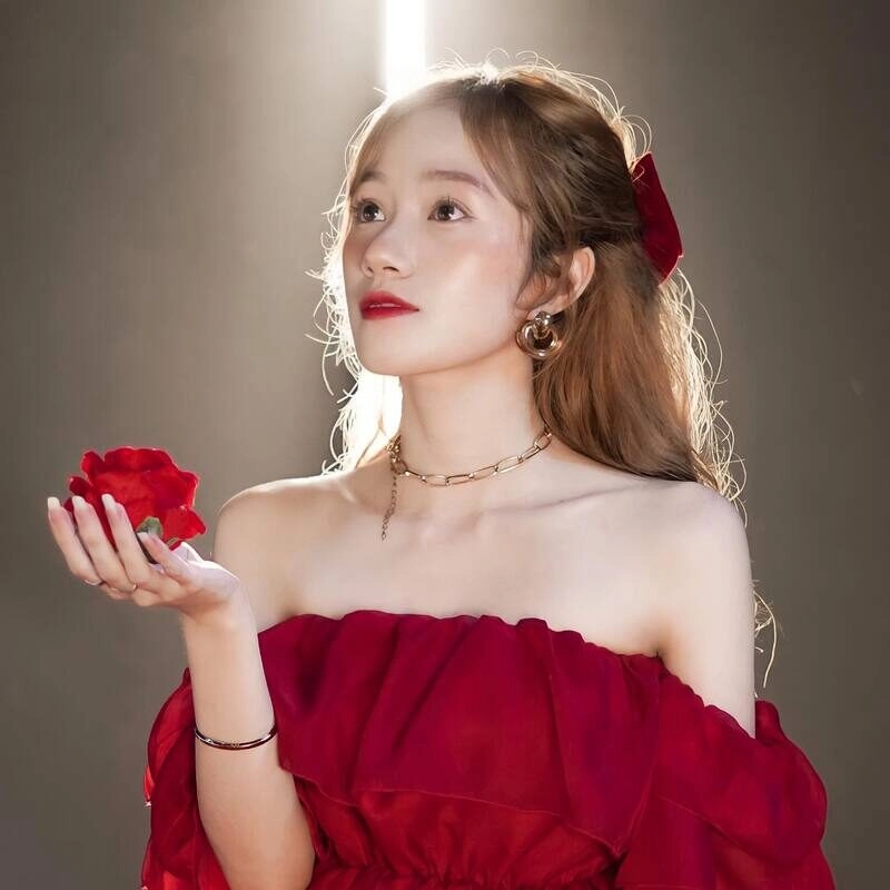 đào lê phương hoa bikini