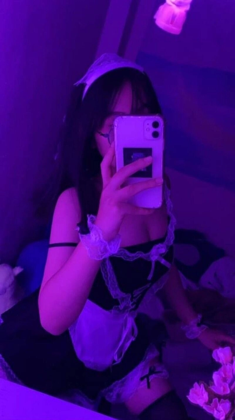 gái 2k9 khoe hàng