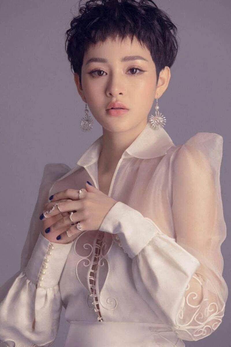 hiền hồ