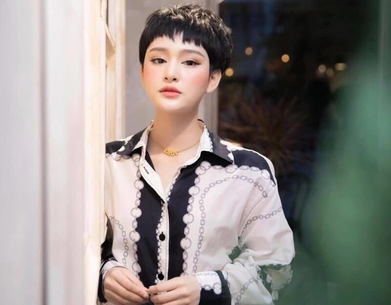 hiền hồ