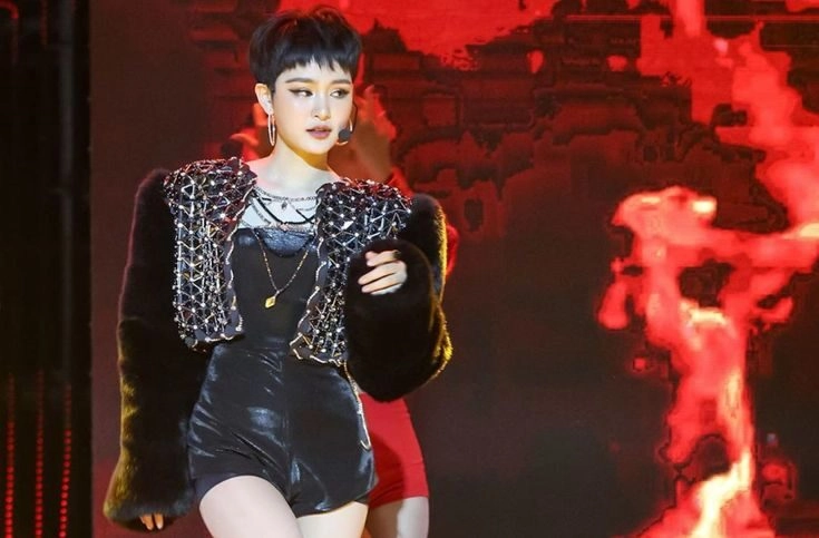hiền hồ
