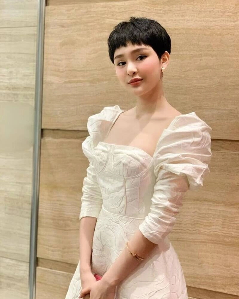 hiền hồ