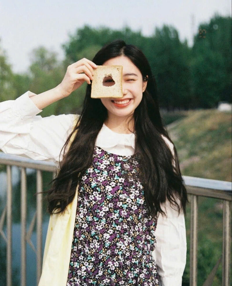 Hình ảnh 2k9 che mặt cuốn hút và nhẹ nhàng