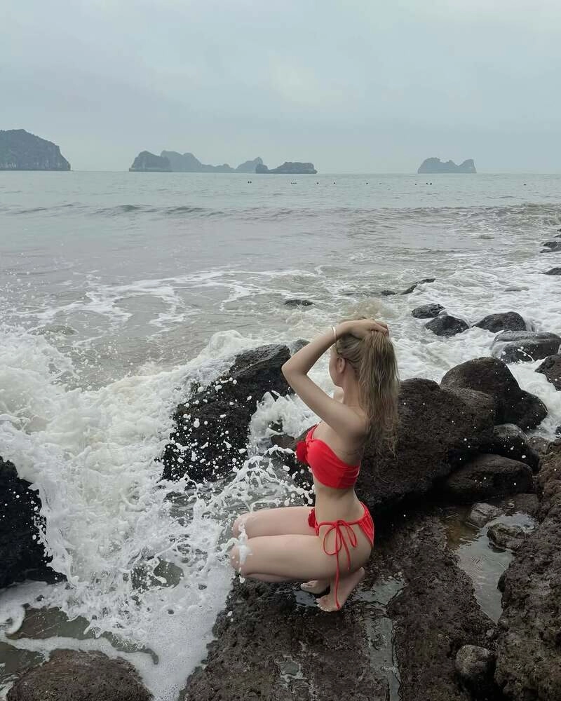 hoàng lan anh bikini