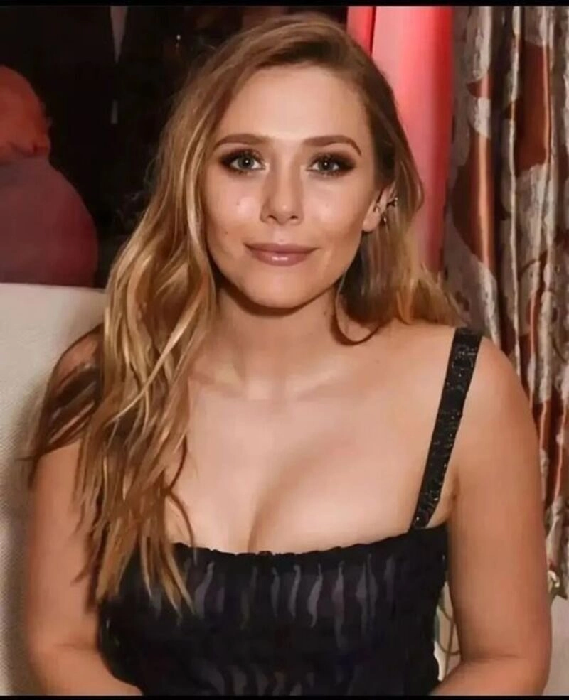 elizabeth olsen sexy