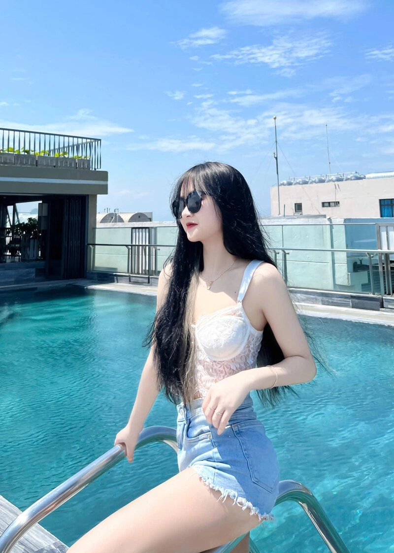 Hình ảnh Gấm Kami xinh đẹp
