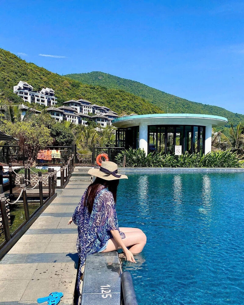 Hình ảnh HariWon mang bikini siêu xinh đẹp