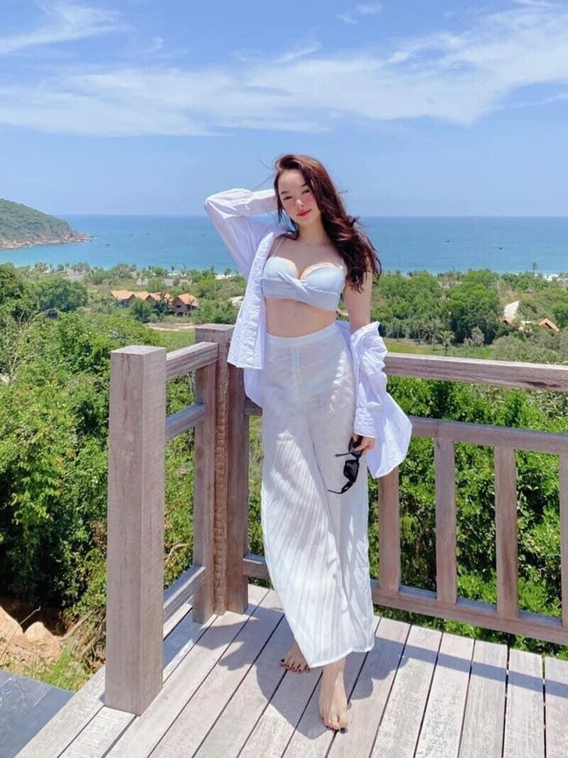 kaity nguyễn bikini