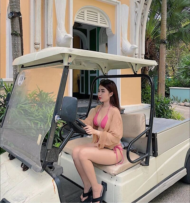 lê phương anh bikini