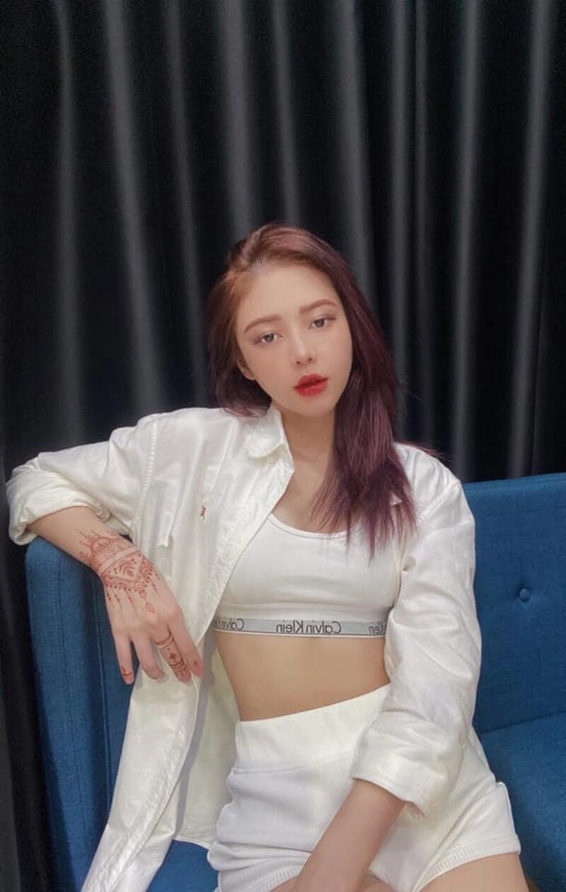 liz kim cương bikini