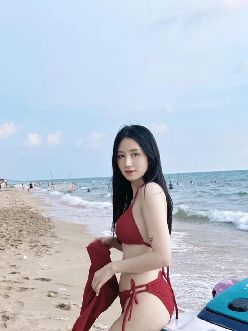 quỳnh alee bikini
