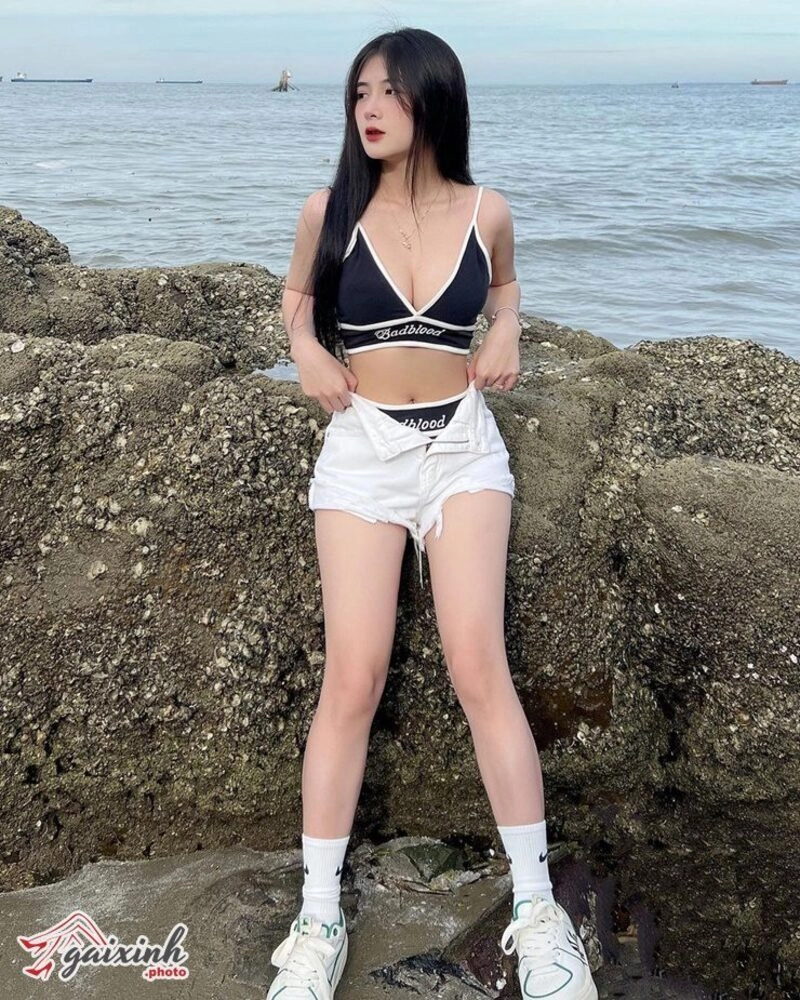 quỳnh alee bikini