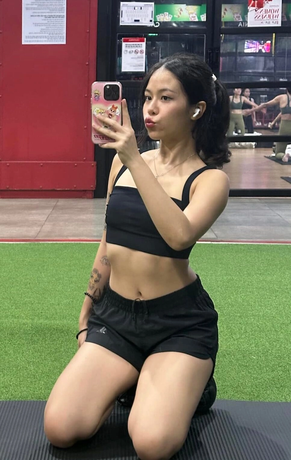 ảnh tlinh