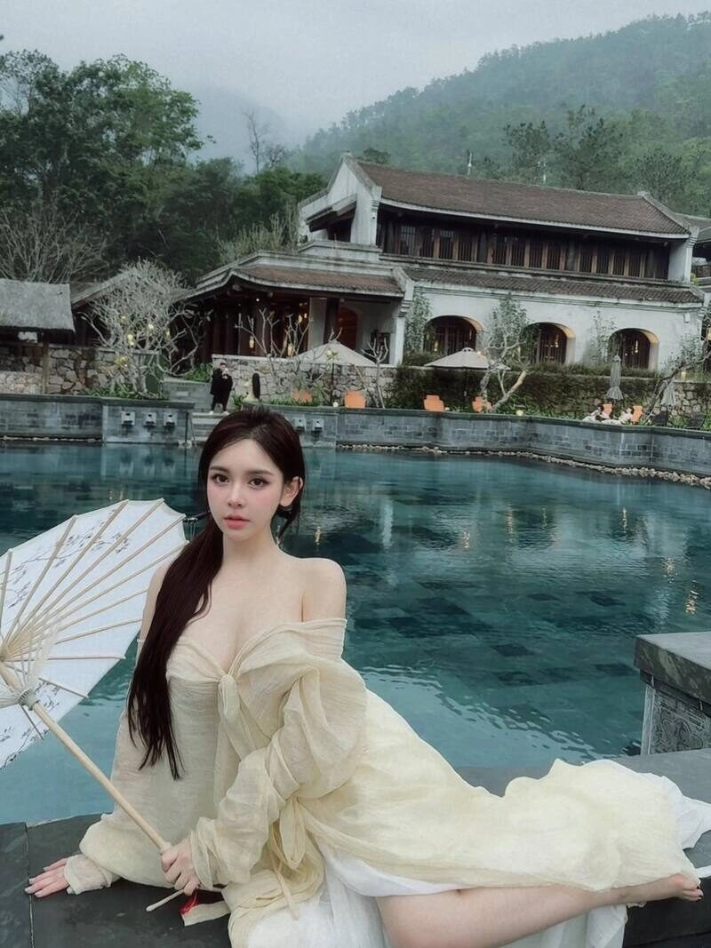trần huyền châu sexy